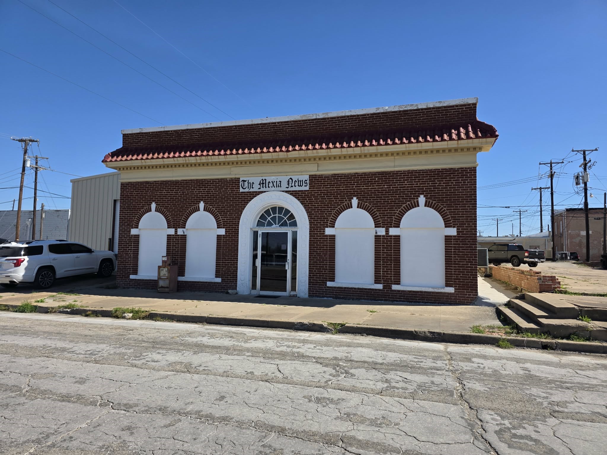 214 N Railroad Street Mexia TX 76667