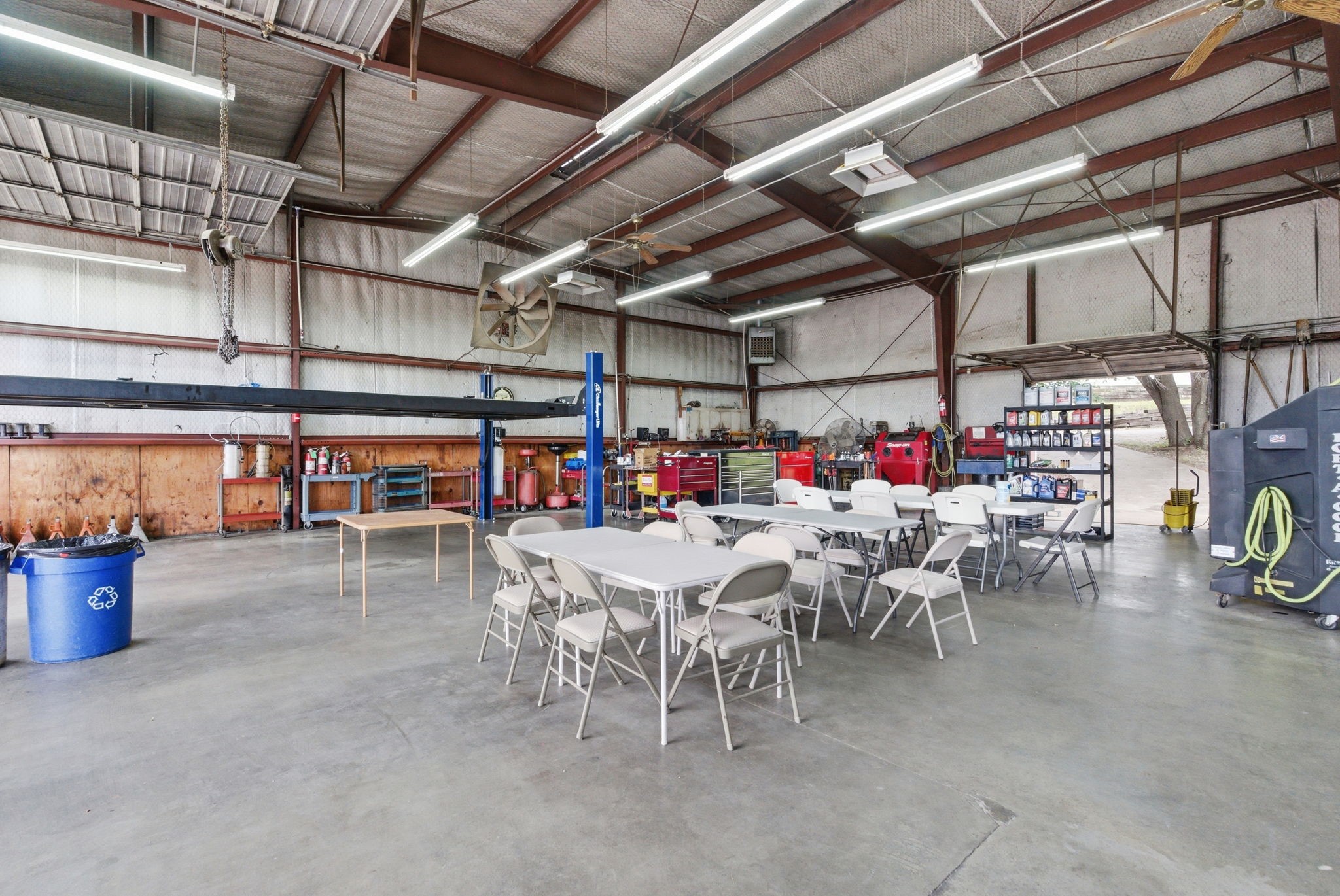 10901 Jacksboro Highway Fort Worth TX 76135