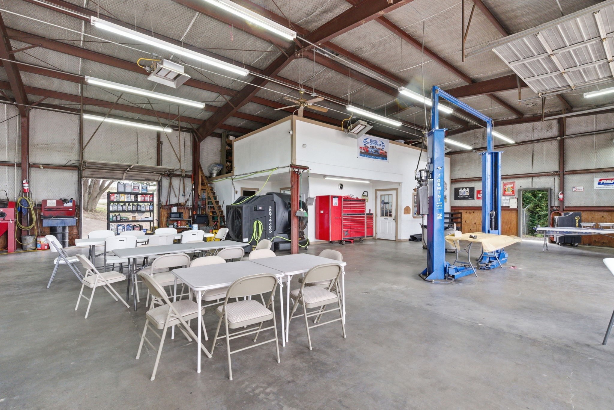 10901 Jacksboro Highway Fort Worth TX 76135