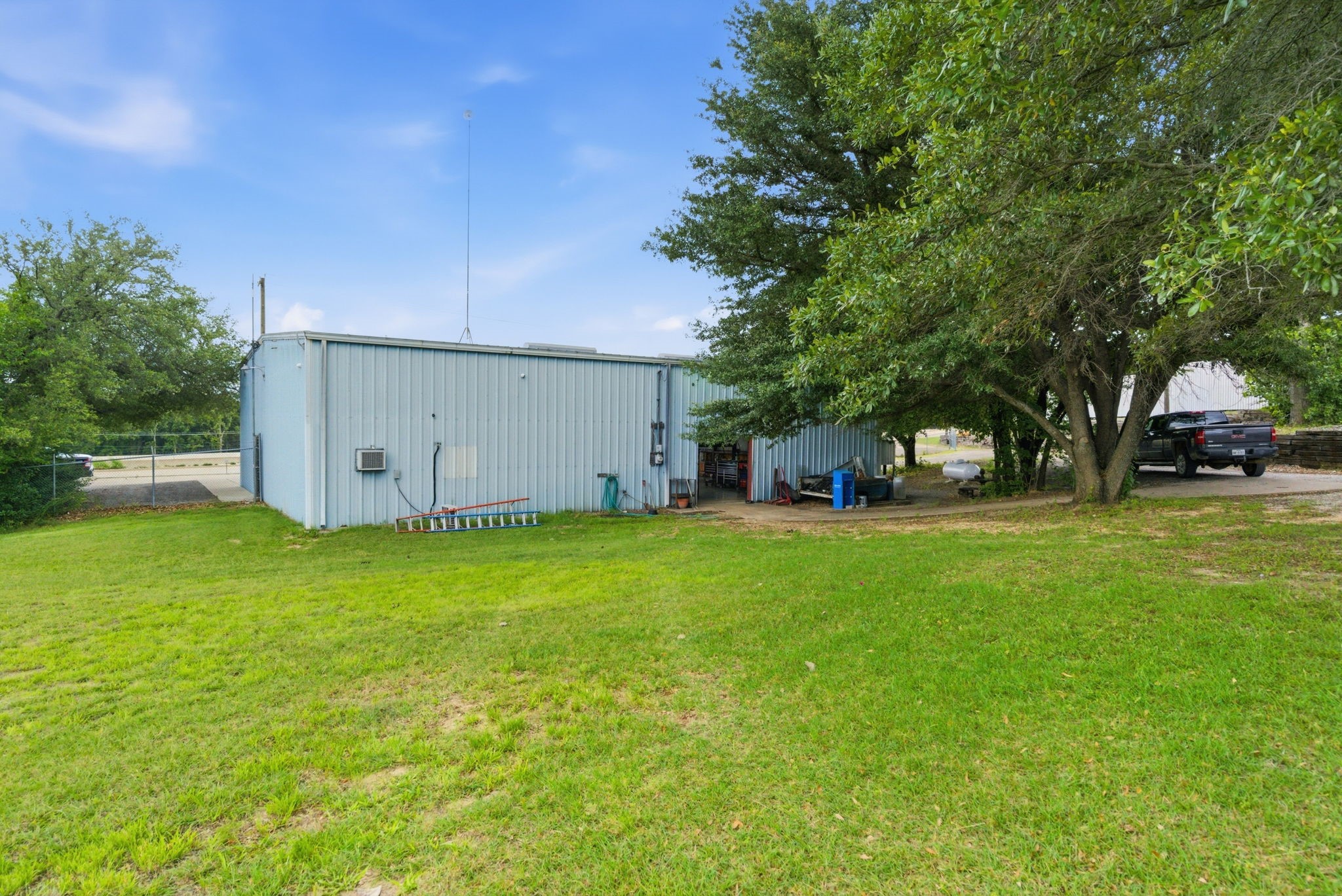 10901 Jacksboro Highway Fort Worth TX 76135