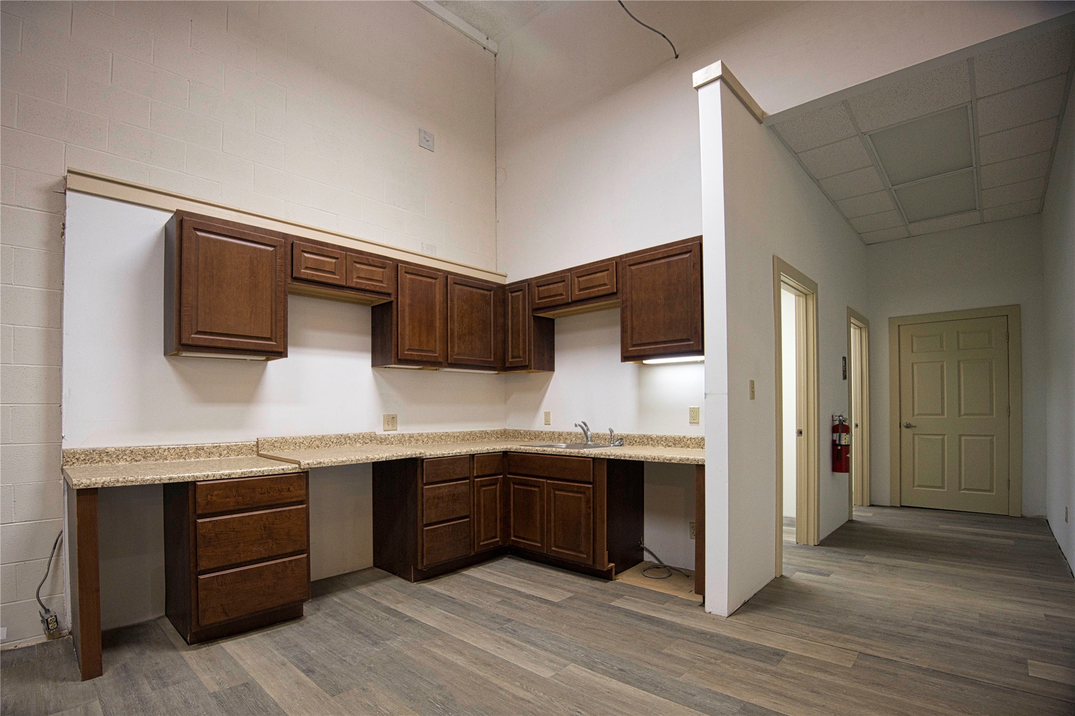 425 W Main Street Denison TX 75020