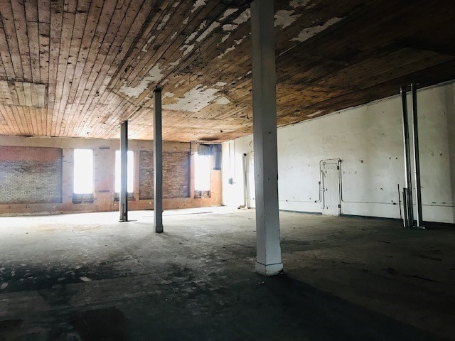 425 W Main Street Denison TX 75020