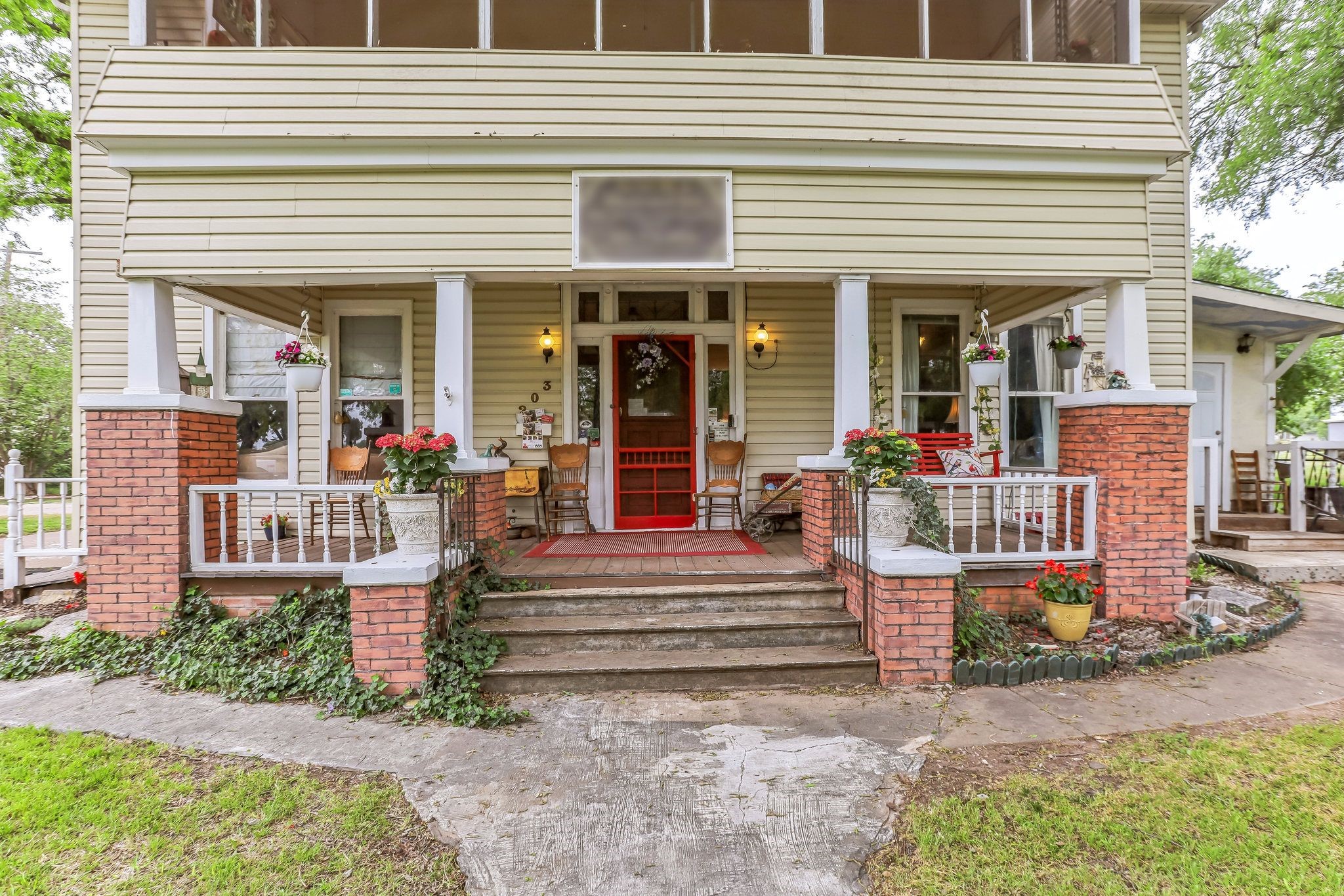 203 W Commerce Street San Saba TX 76877