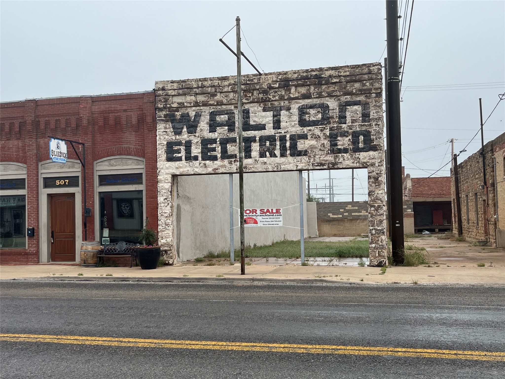 509 Conrad Hilton Boulevard Cisco TX 76437
