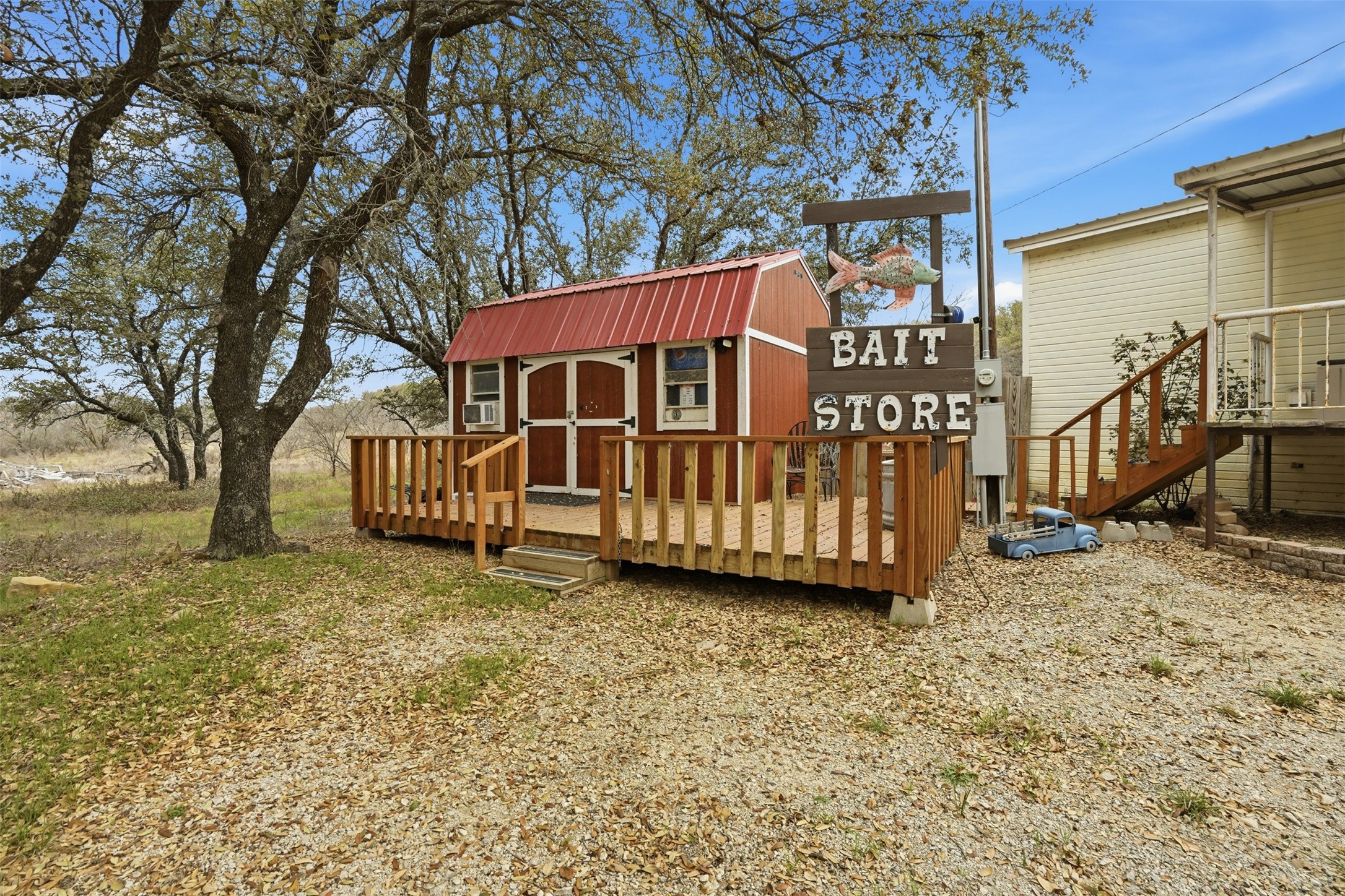 557 Farm To Market 3003 Graham TX 76450