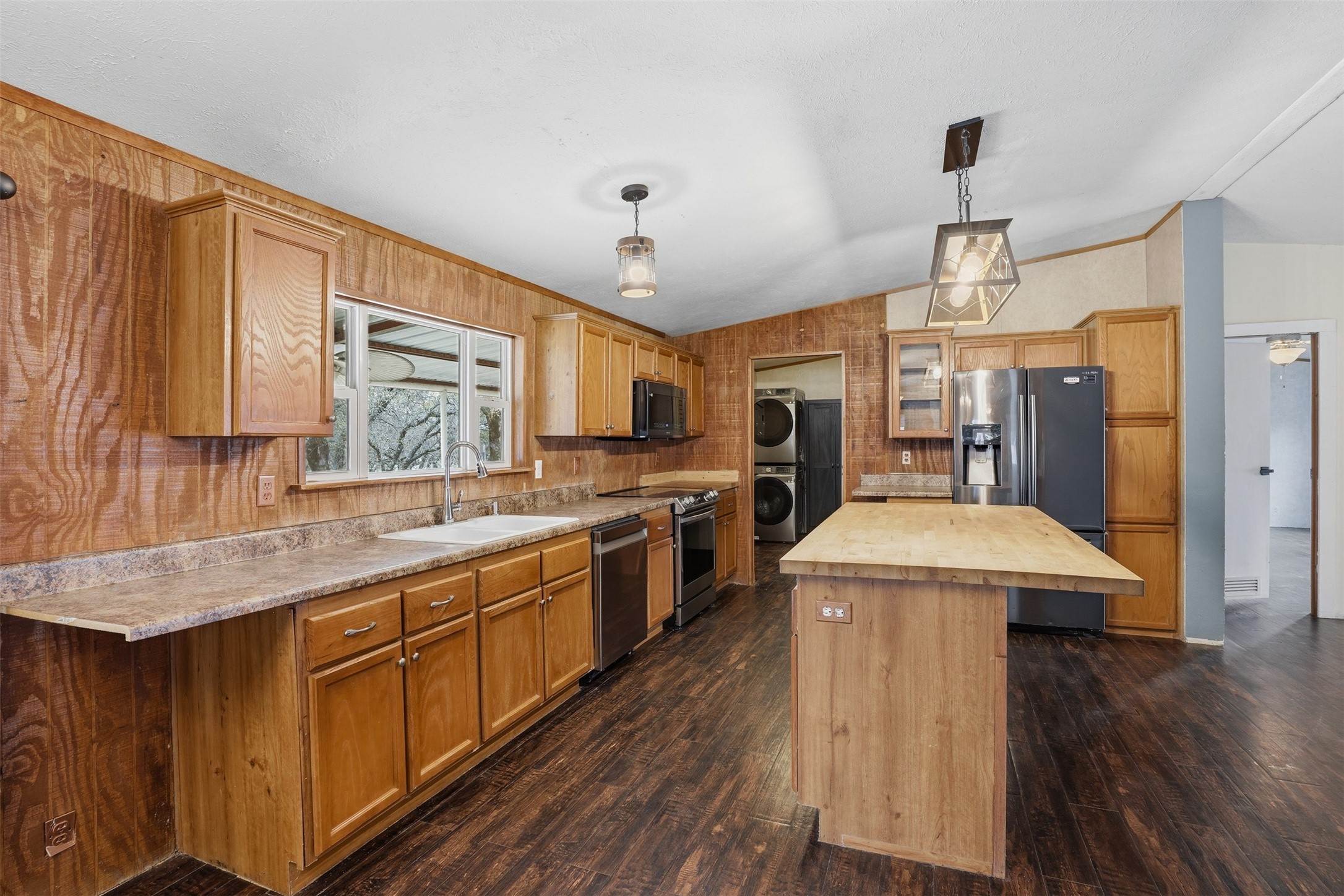 557 Farm To Market 3003 Graham TX 76450