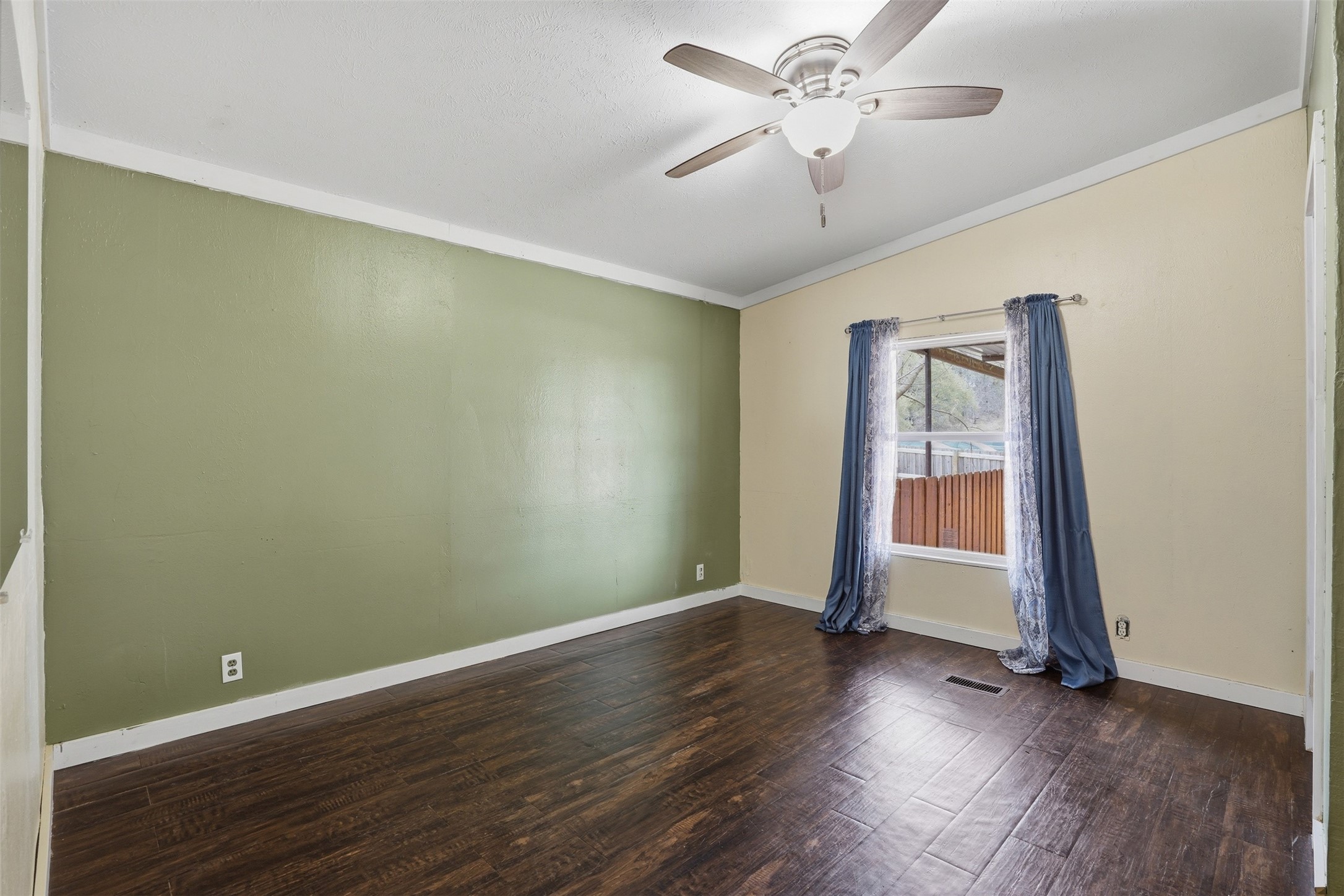 557 Farm To Market 3003 Graham TX 76450
