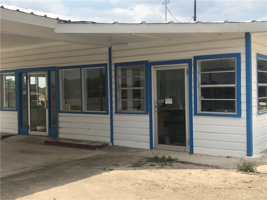 7500 Highway 67-84 Bangs TX 76823