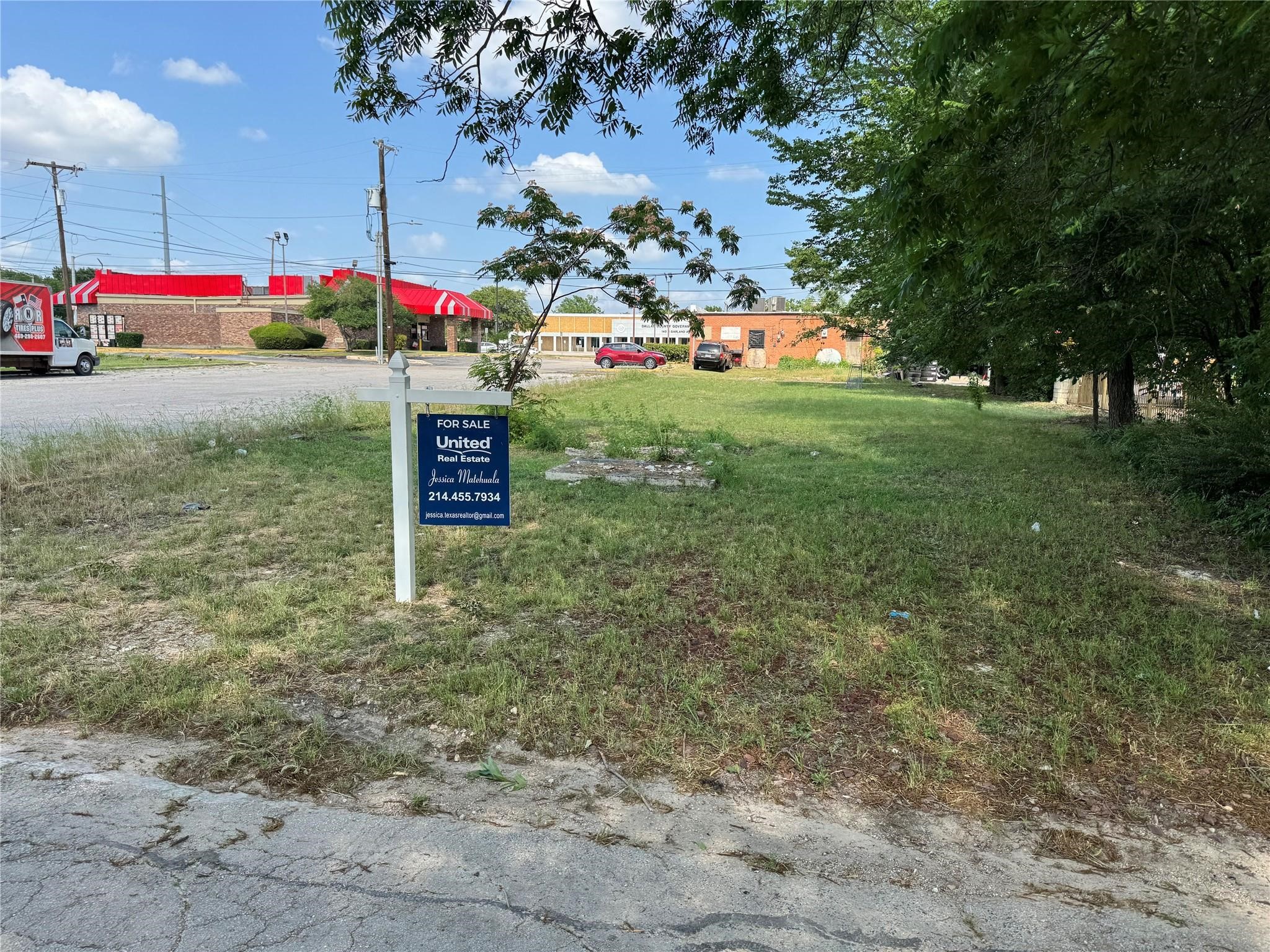 114 Grant Street Garland TX 75042