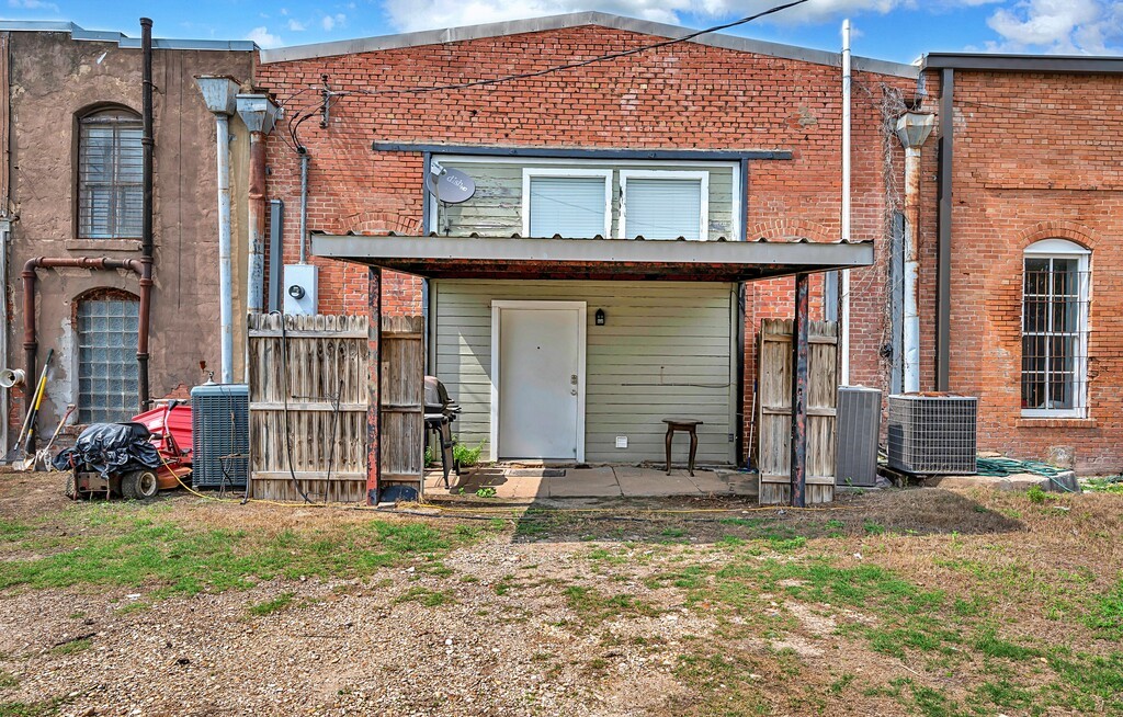 421 Main Street Rosebud TX 76570