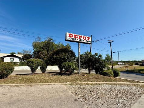 1001 A Vine Brownwood TX 76801