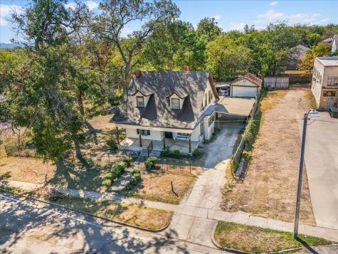 2709 Azle Avenue Fort Worth TX 76106