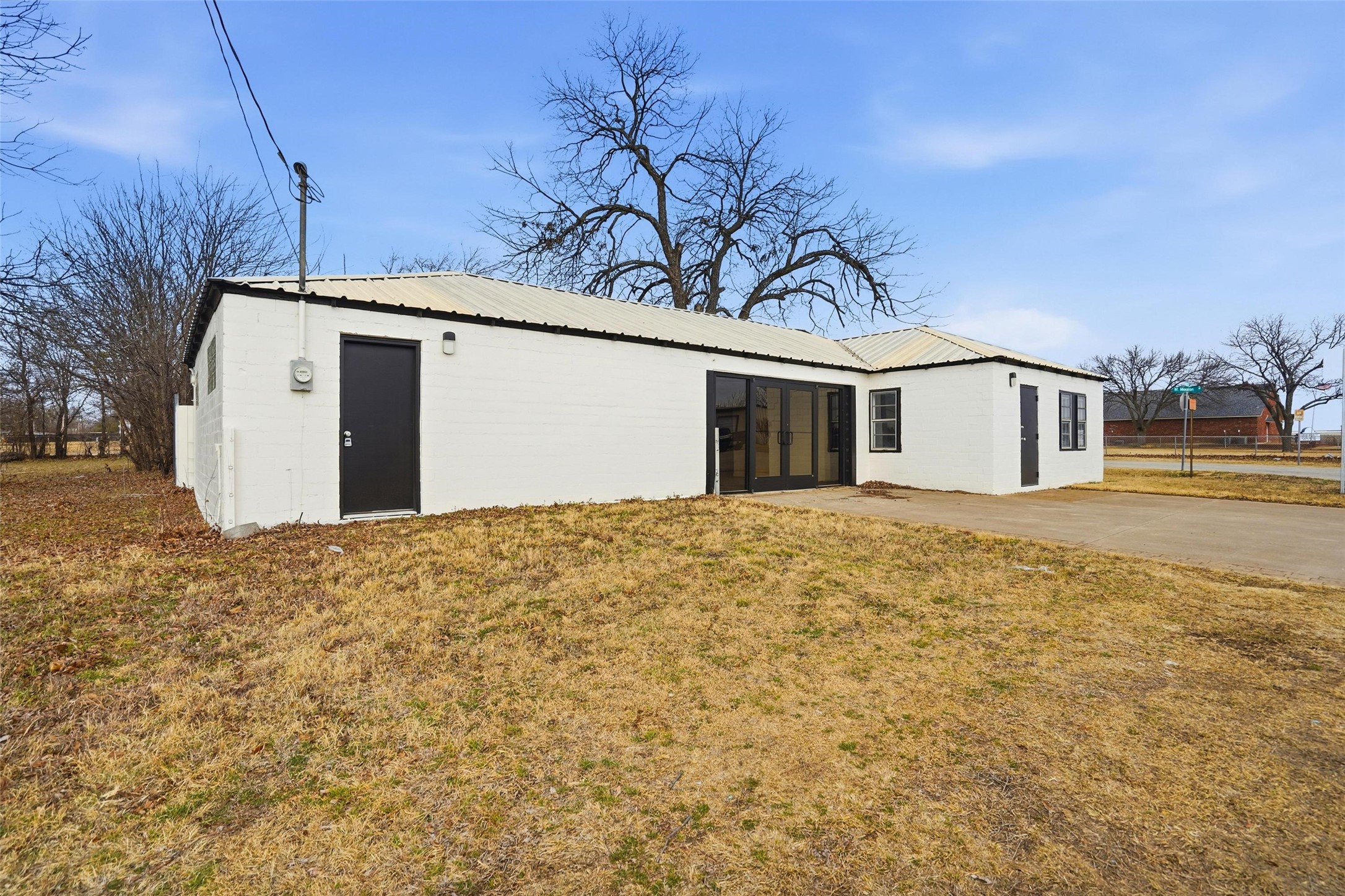 129 N Magnolia Street Crowley TX 76036