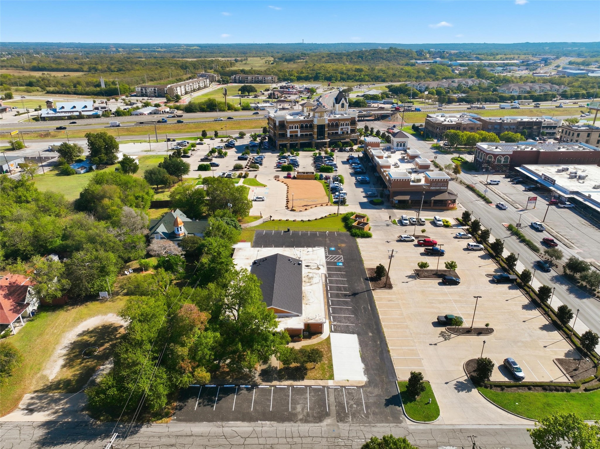 116 N Clark Street Burleson TX 76028