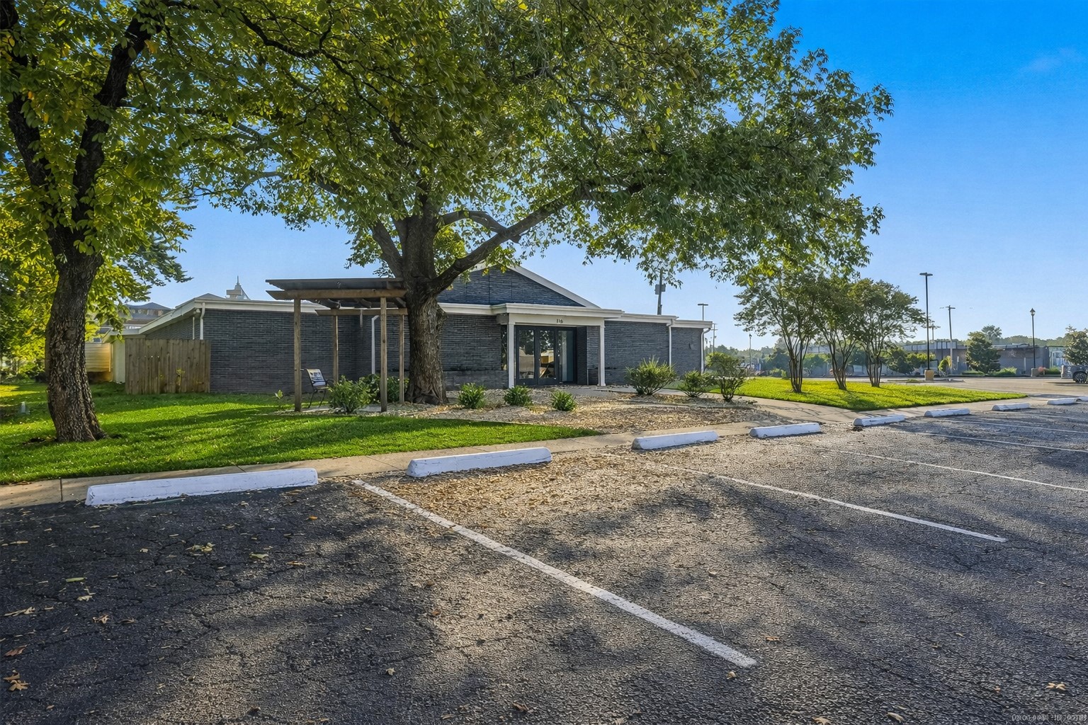 116 N Clark Street Burleson TX 76028