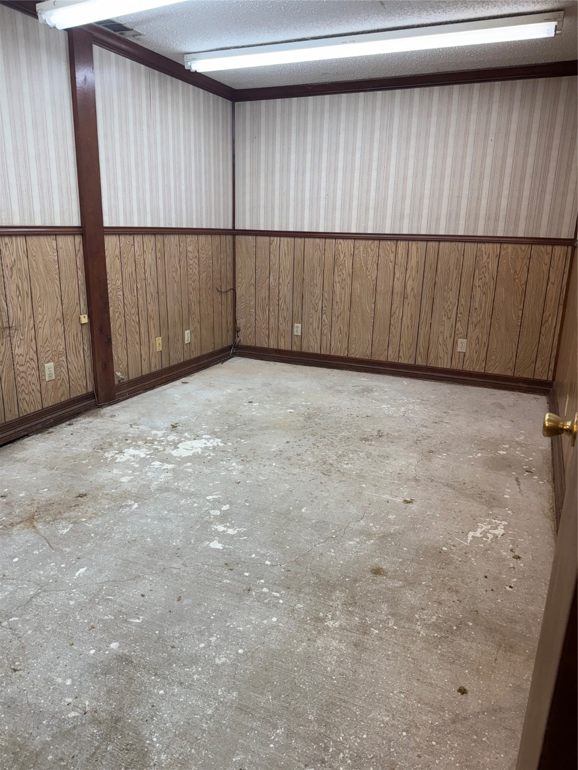 825 N State Highway 121 Bonham TX 75418