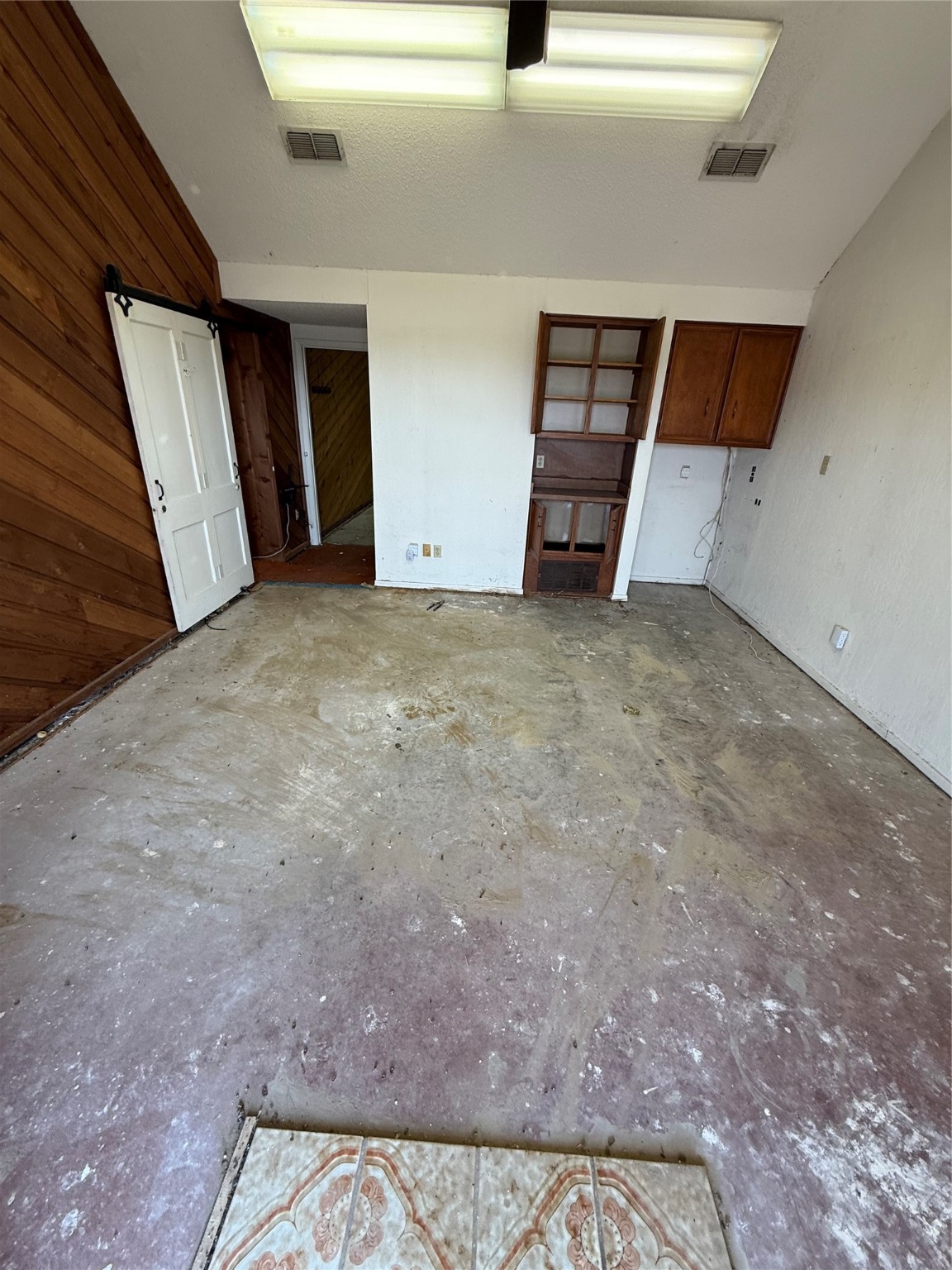 825 N State Highway 121 Bonham TX 75418