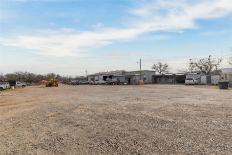 2300 W Main Avenue Brownwood TX 76801