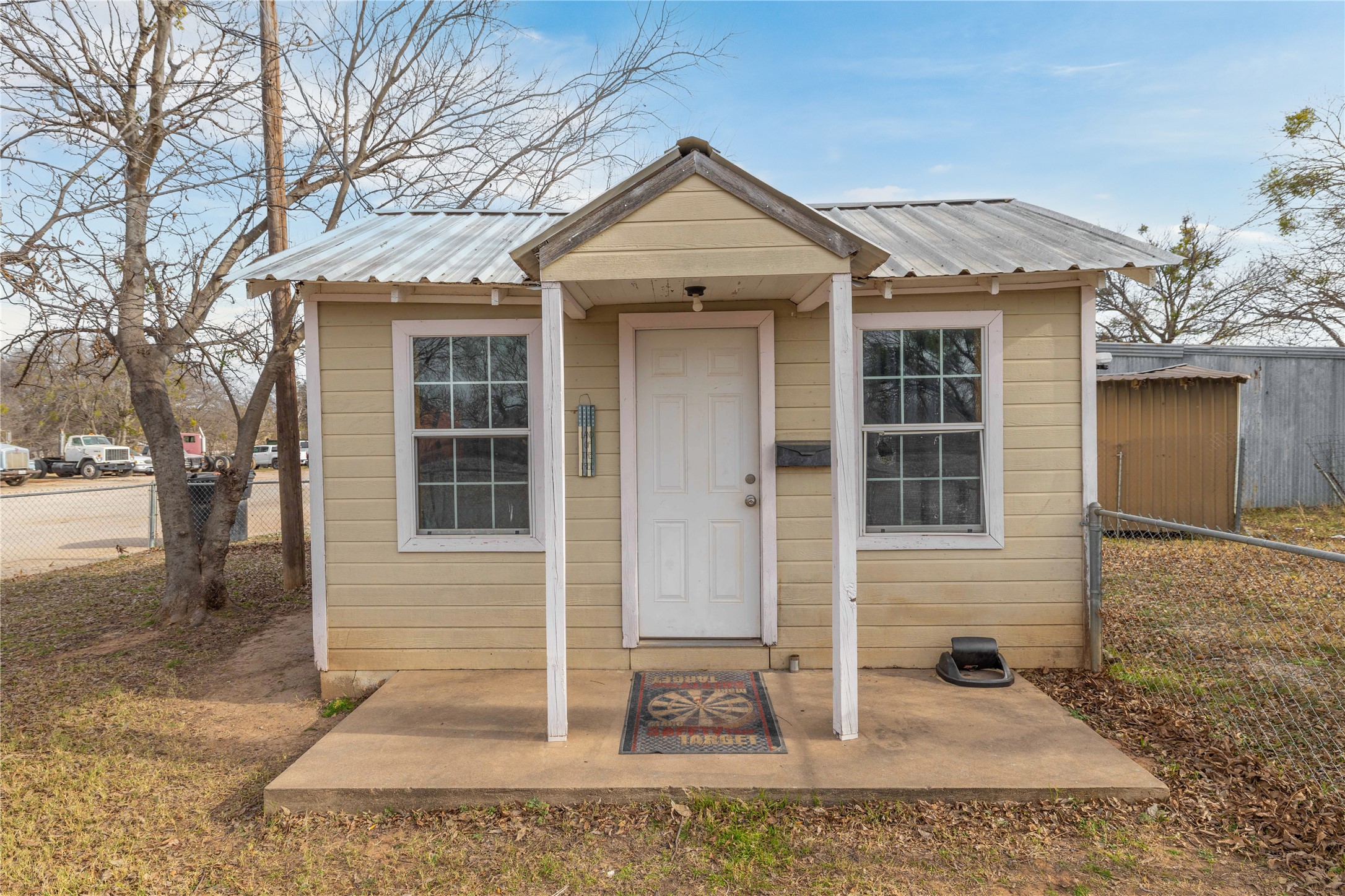 2300 W Main Avenue Brownwood TX 76801