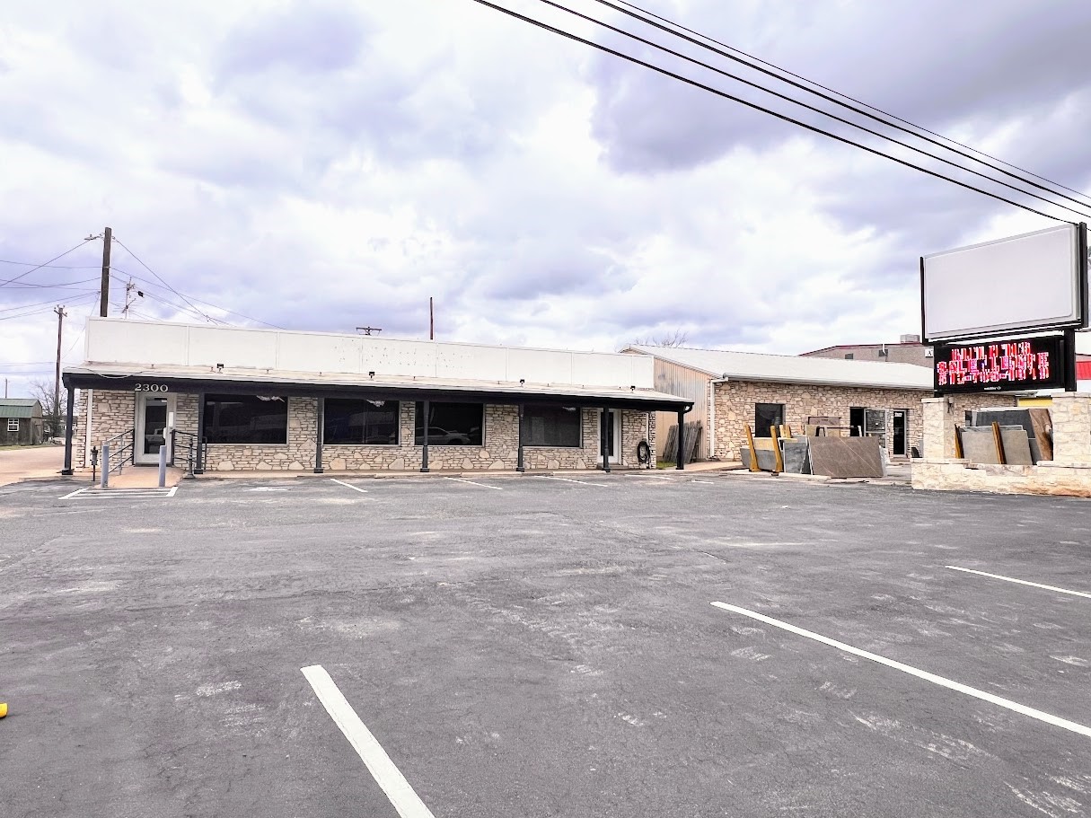 2300 N Us Highway 281 Marble Falls TX 78654