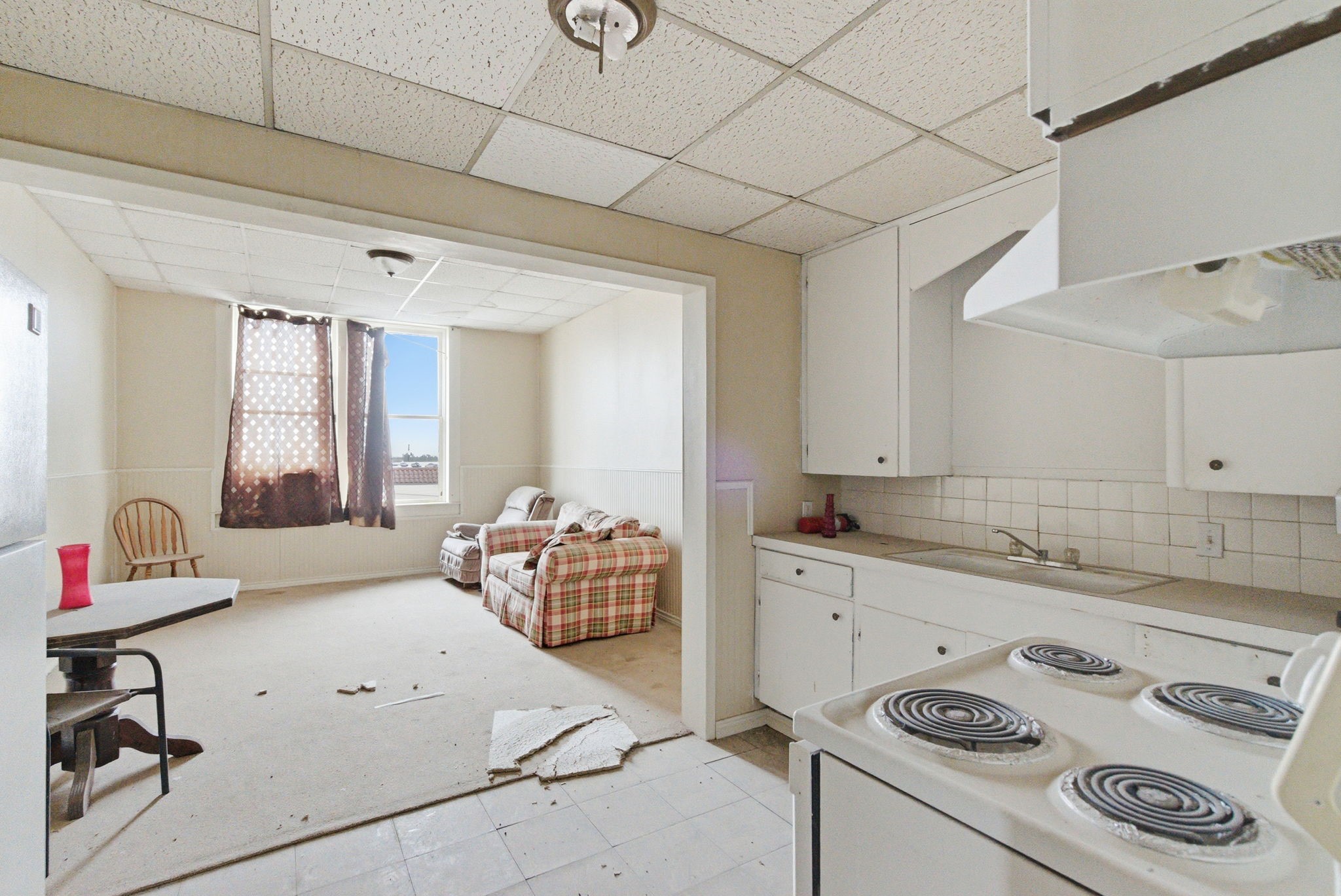 100 W Central Avenue Comanche TX 76442