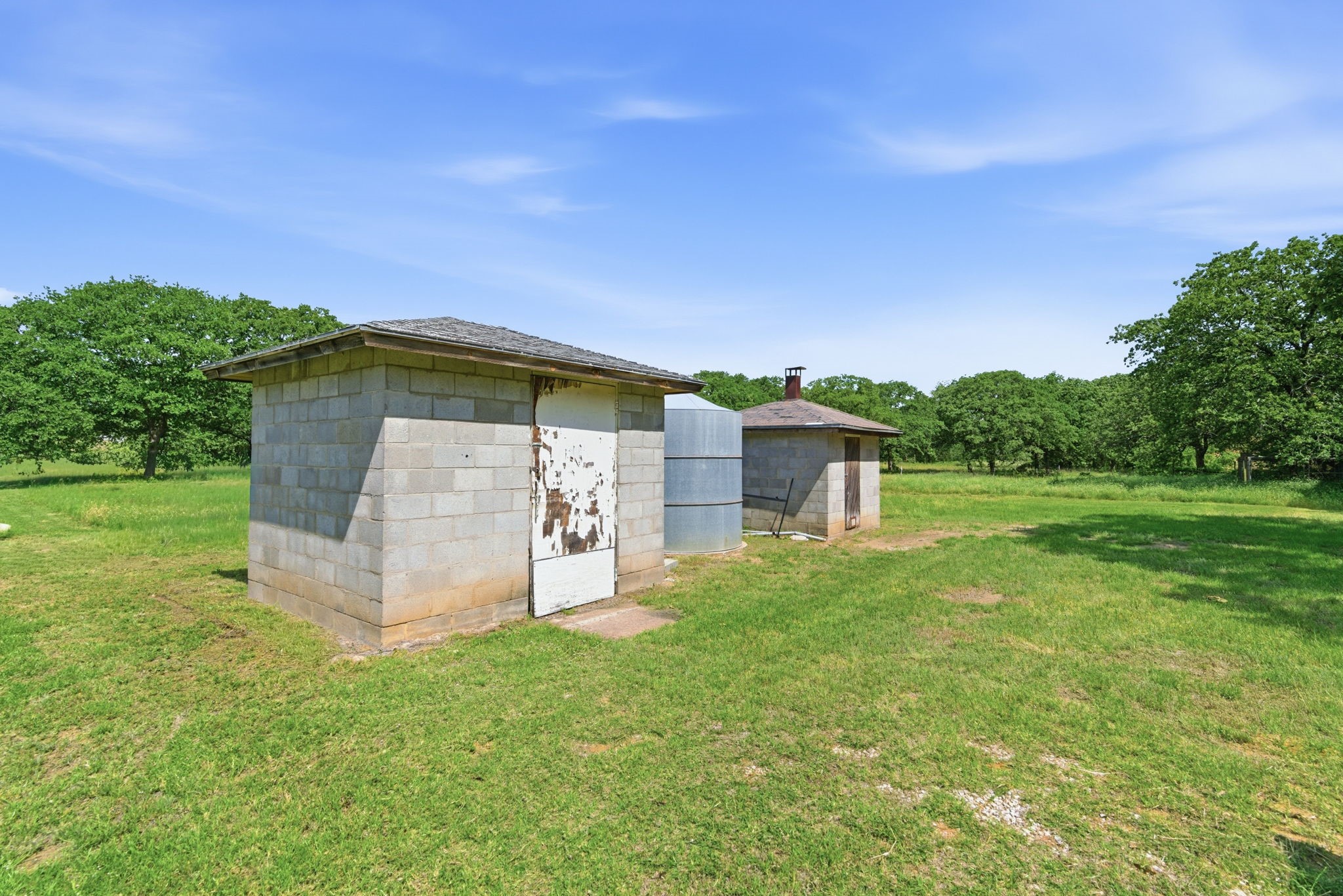 3523 E Highway 199 Springtown TX 76082
