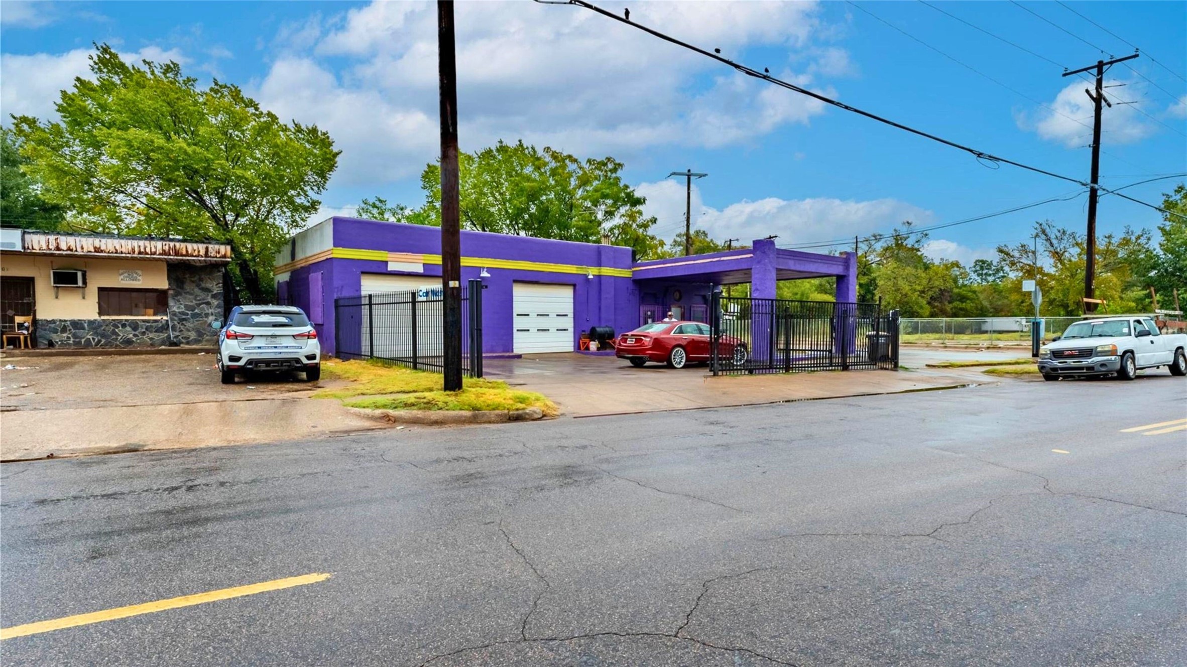 4120 Colonial Avenue Dallas TX 75215