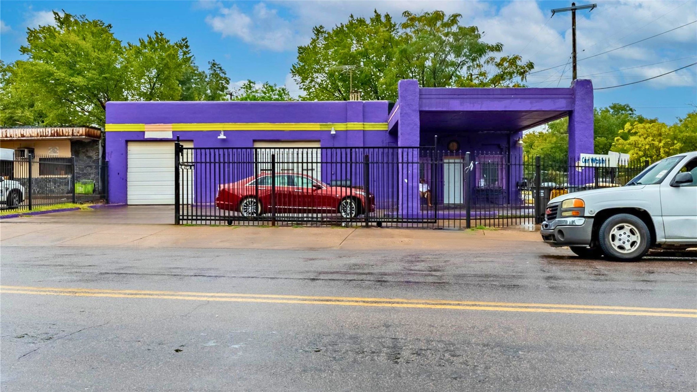 4120 Colonial Avenue Dallas TX 75215
