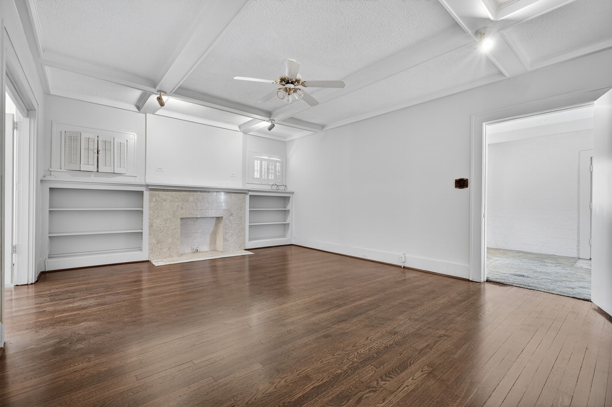 916 E Hubbard Street Mineral Wells TX 76067
