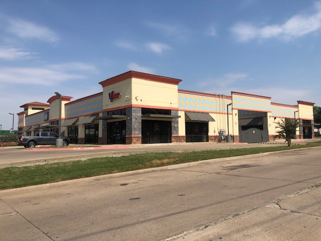 537 Dallas Grand Prairie TX 75051