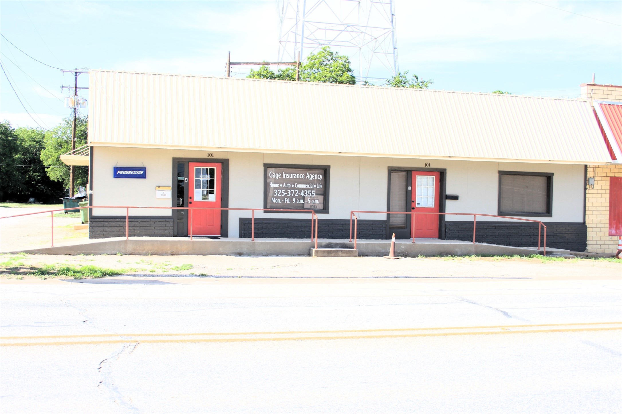 101 E Wallace Street San Saba TX 76877