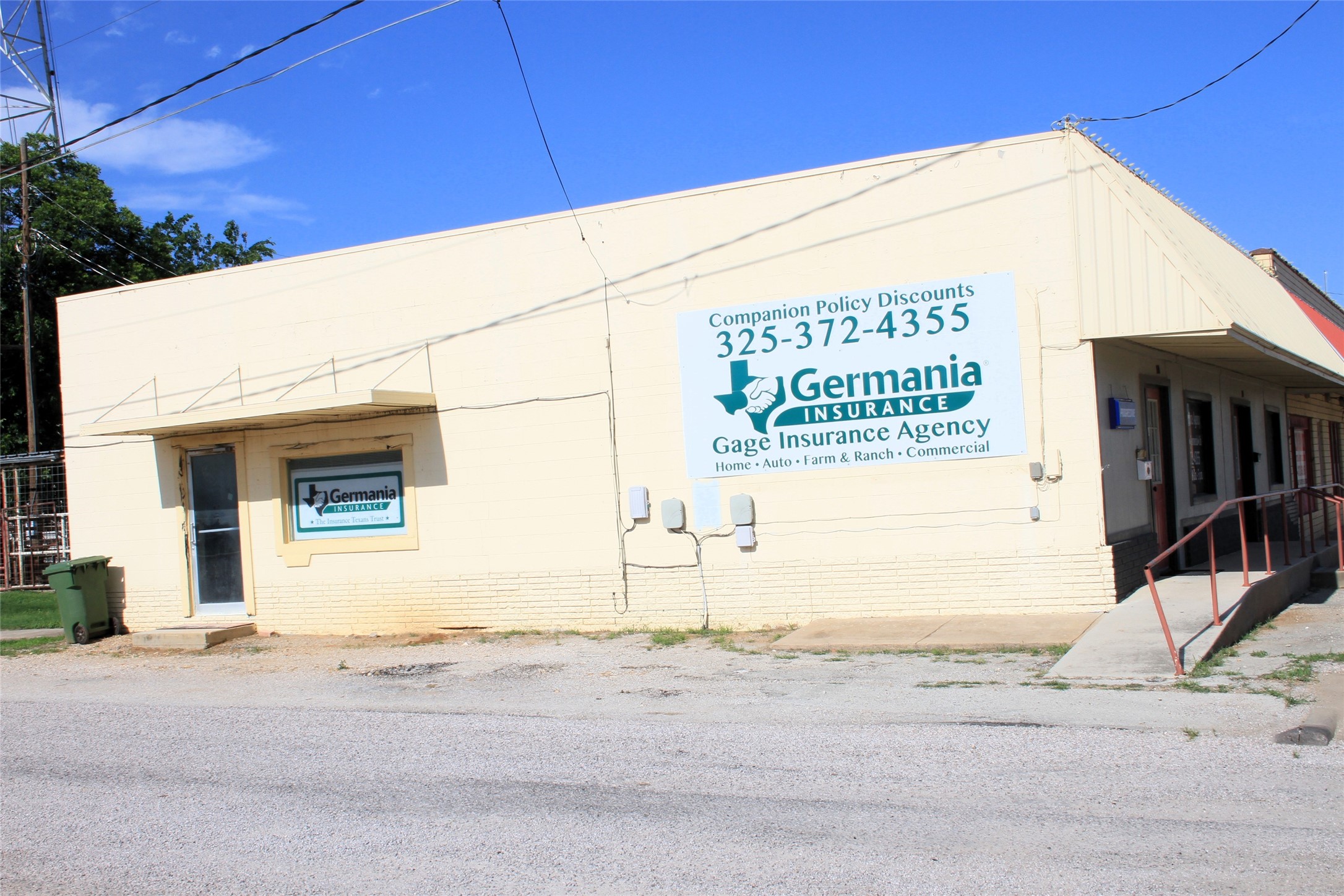 101 E Wallace Street San Saba TX 76877