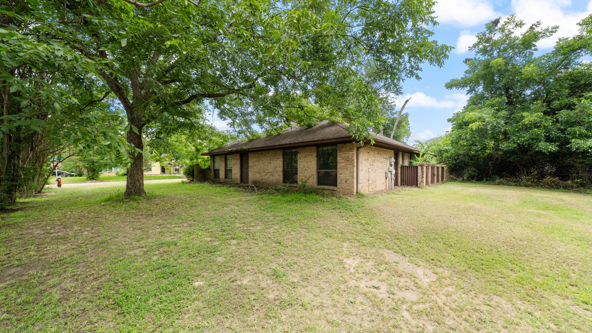 223 Graham Street Mineola TX 75773