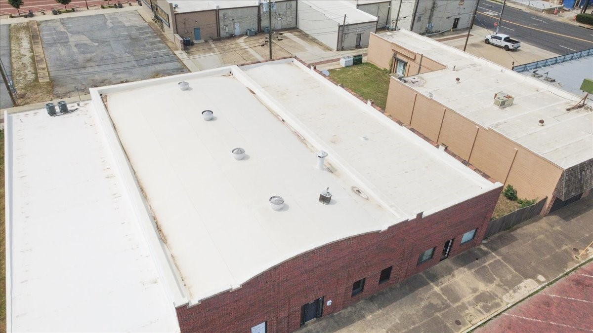 118 W Woodard Street Denison TX 75021