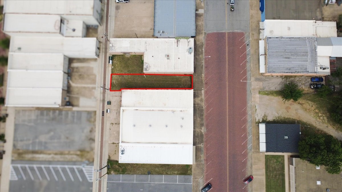 118 W Woodard Street Denison TX 75021