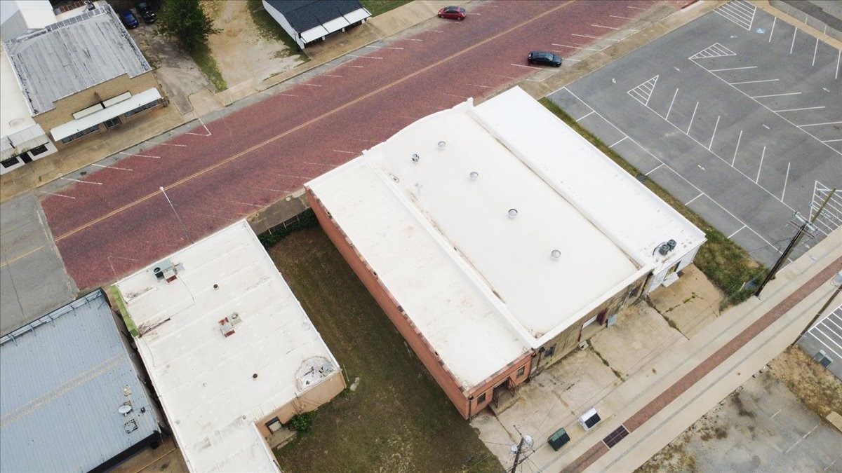 118 W Woodard Street Denison TX 75021