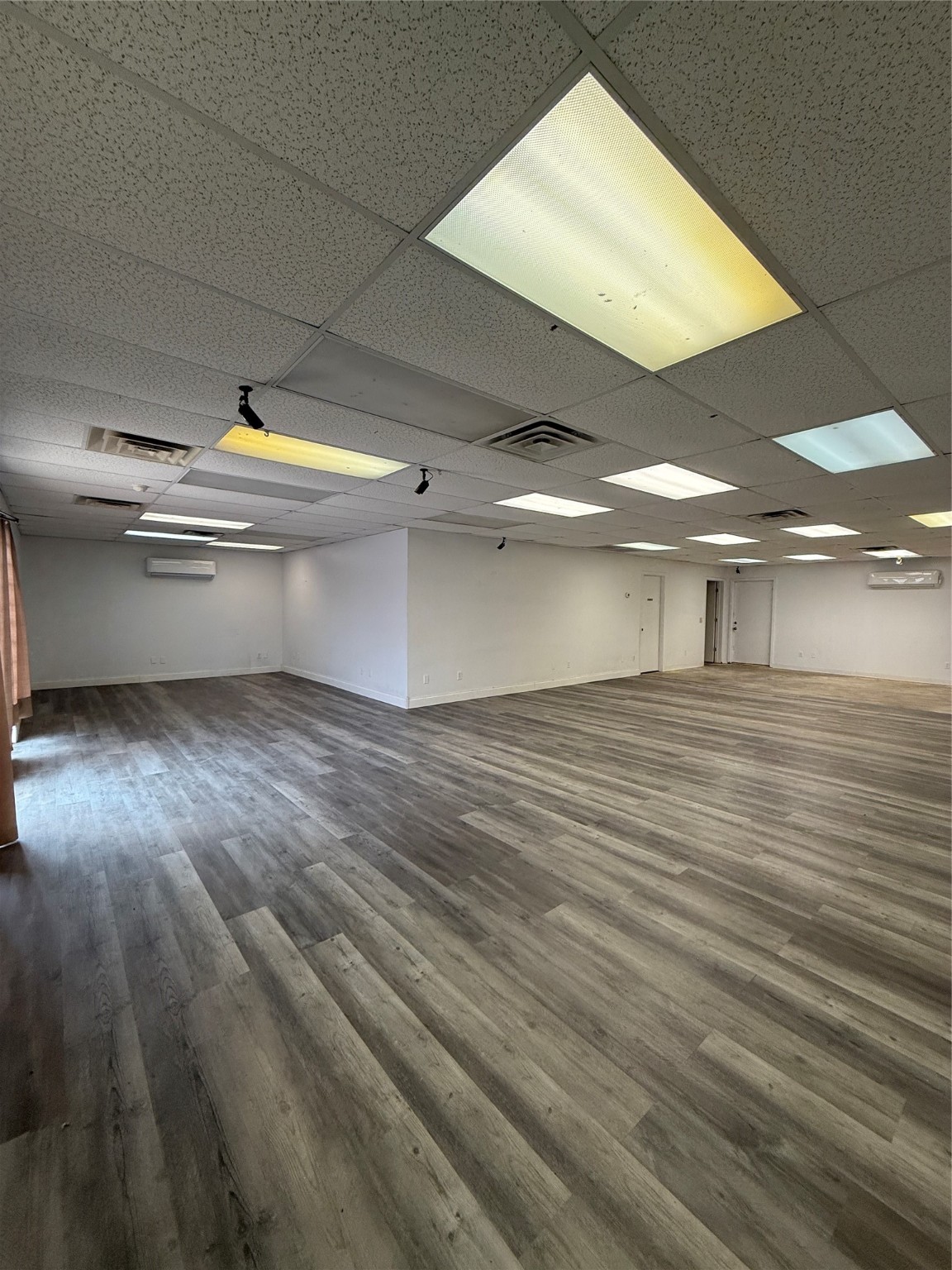 101 E 3rd Street Burkburnett TX 76354