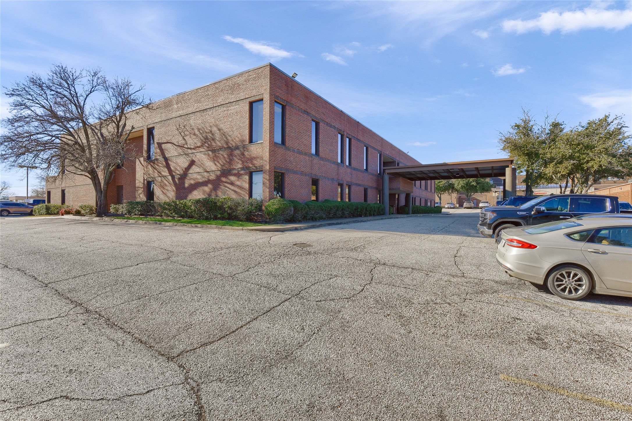 425 N Highland Sherman TX 75092