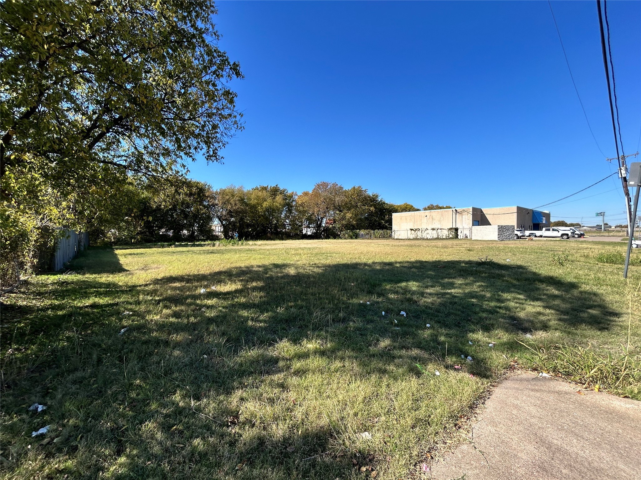 2115 Solona Street Haltom City TX 76117
