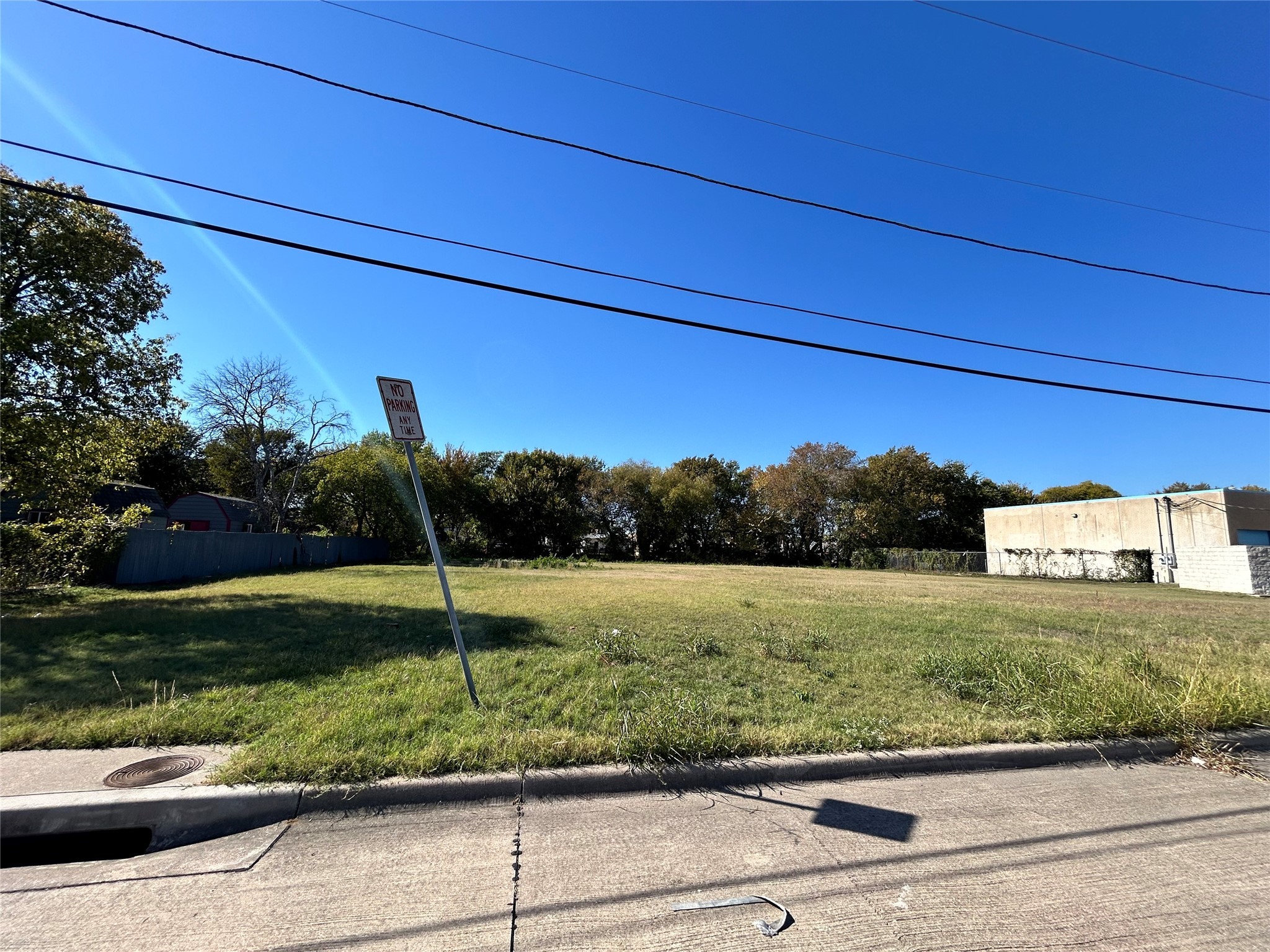 2115 Solona Street Haltom City TX 76117