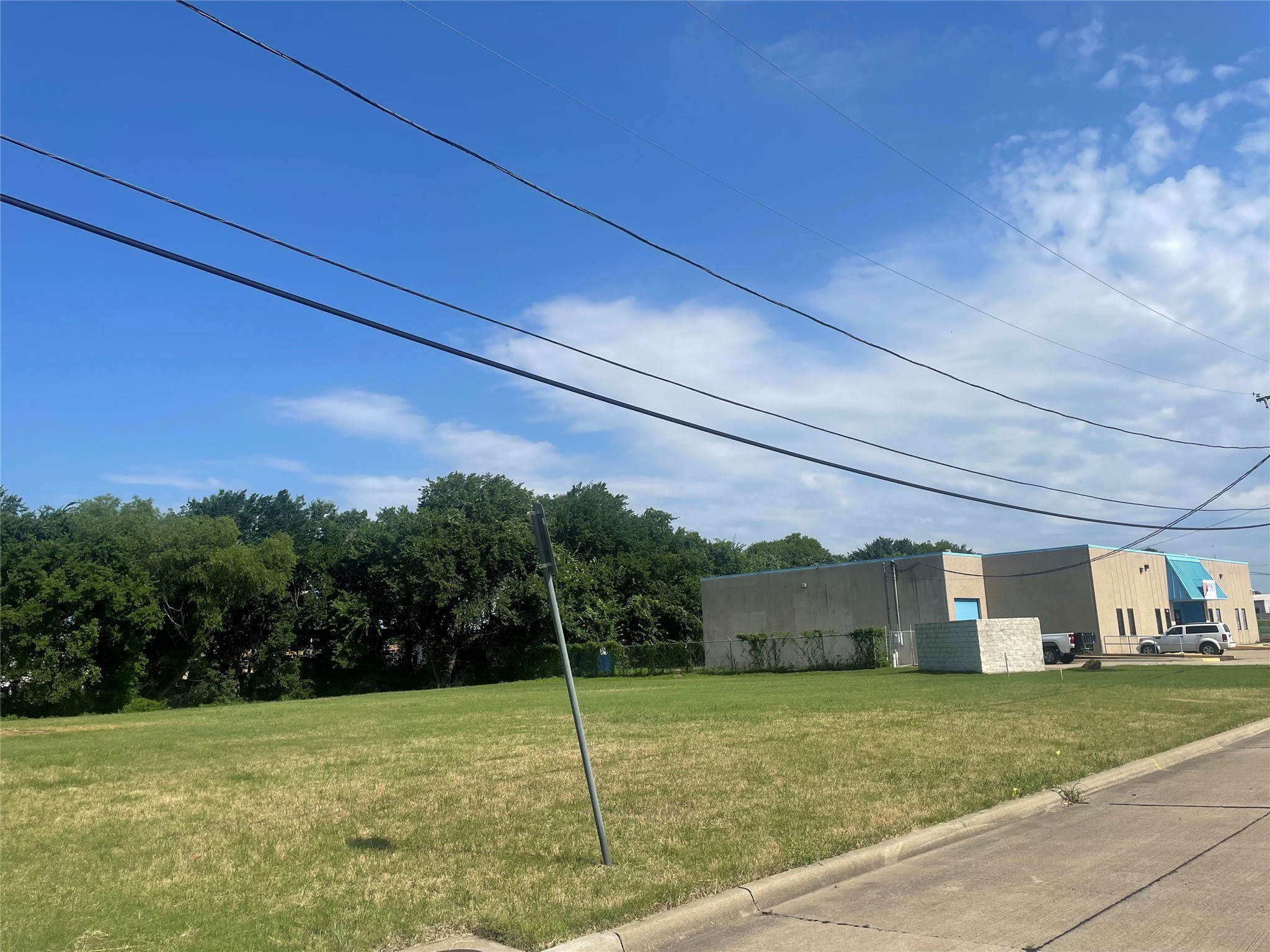2115 Solona Street Haltom City TX 76117