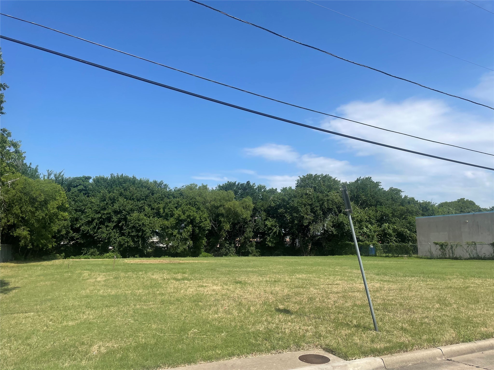 2115 Solona Street Haltom City TX 76117