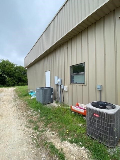 1309 E Milam Street Mexia TX 76667