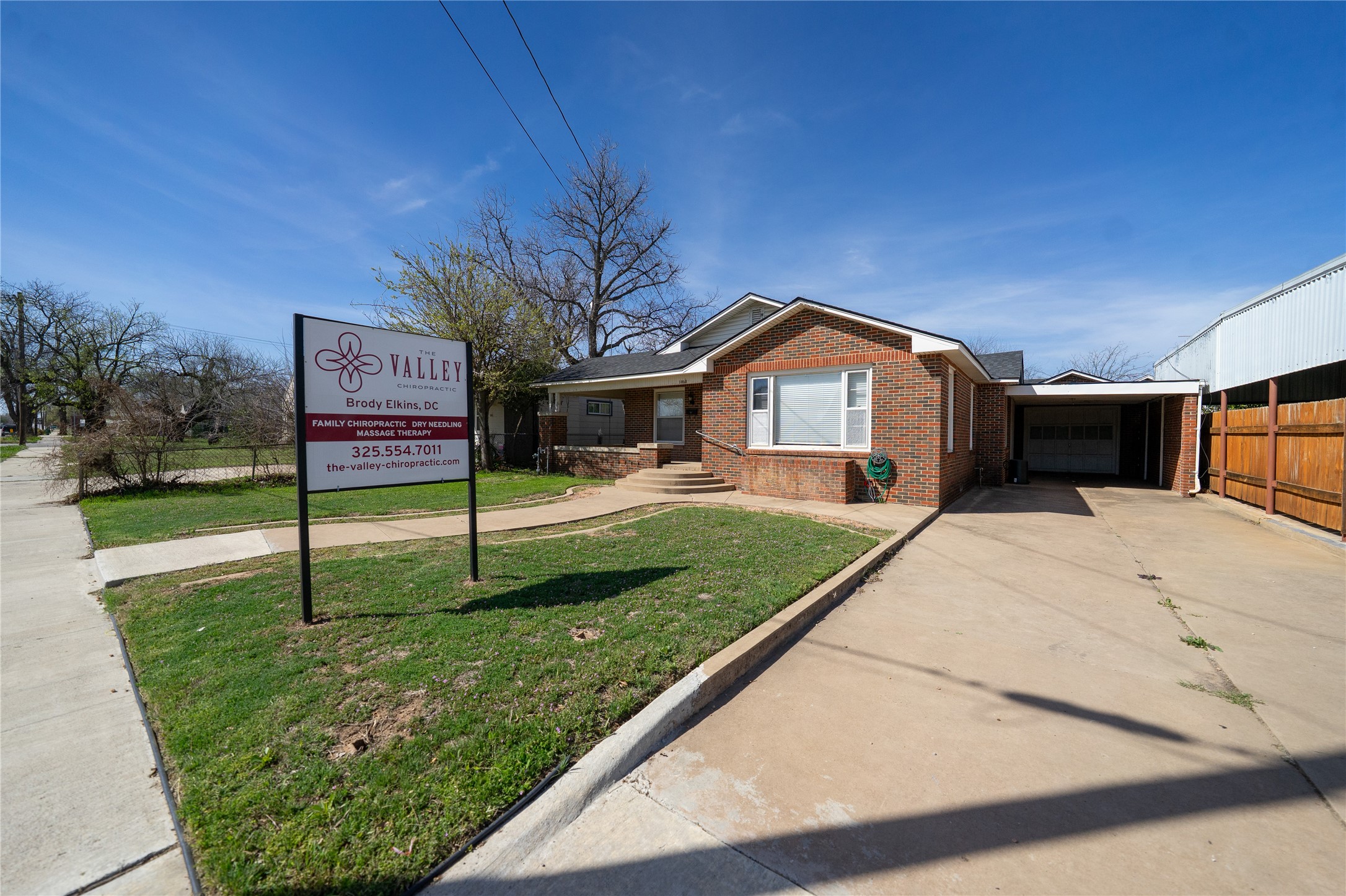 1606 Commercial Coleman TX 76834