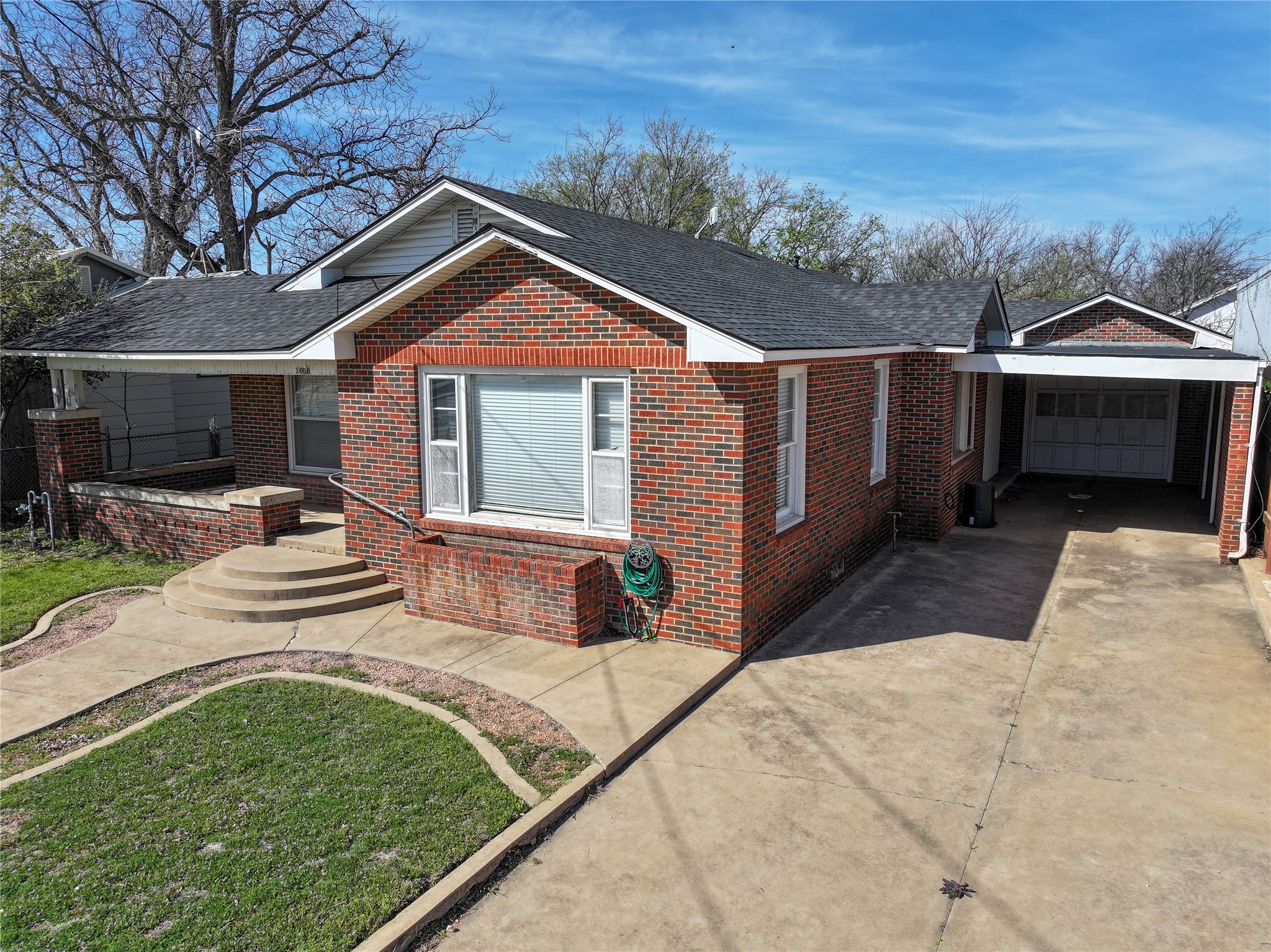 1606 Commercial Coleman TX 76834