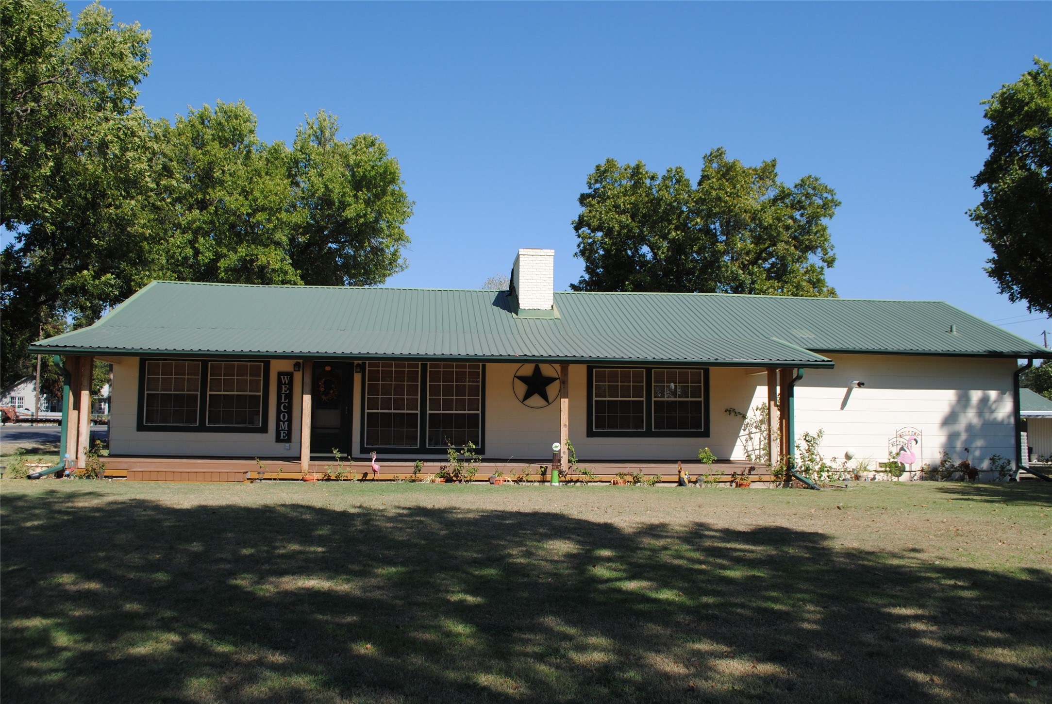 908 N Austin Street Comanche TX 76442