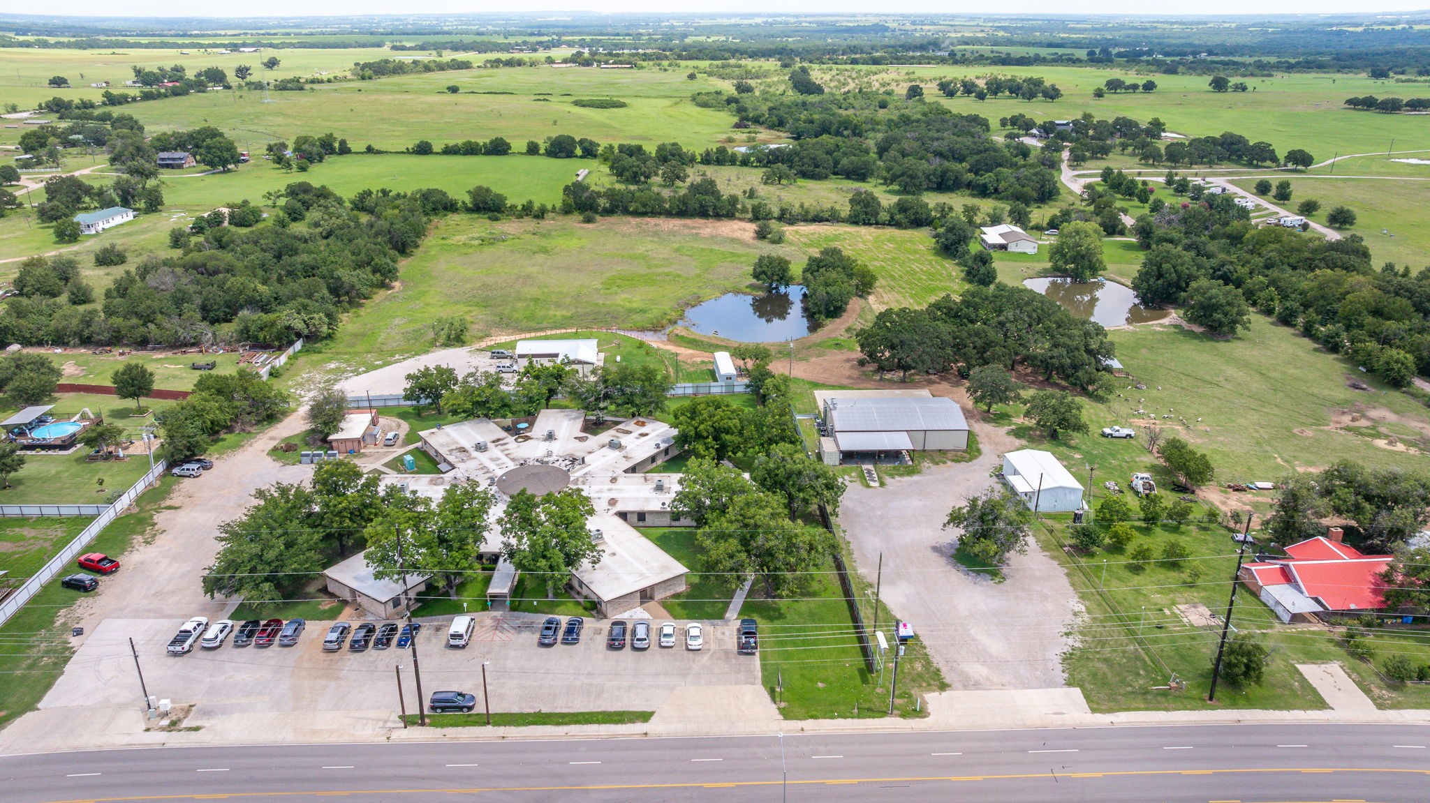 901 E Navarro Avenue De Leon TX 76444