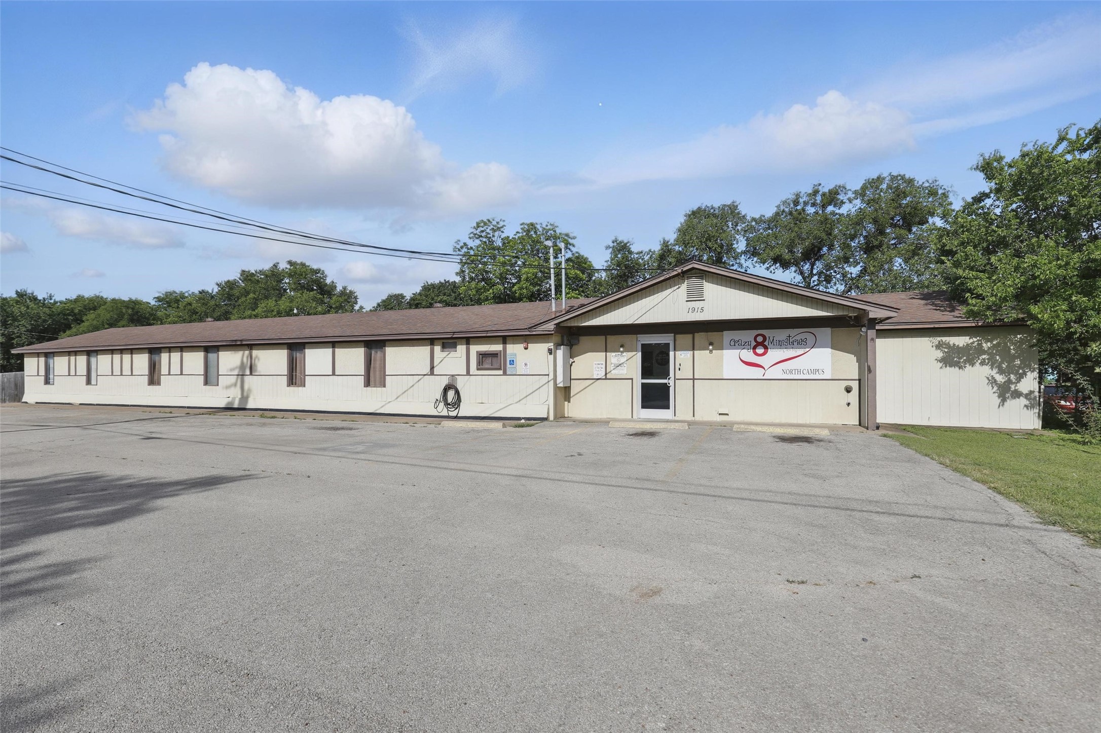 1915 N Wilhite Street Cleburne TX 76031