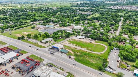 1220 Fort Worth Highway Weatherford TX 76086