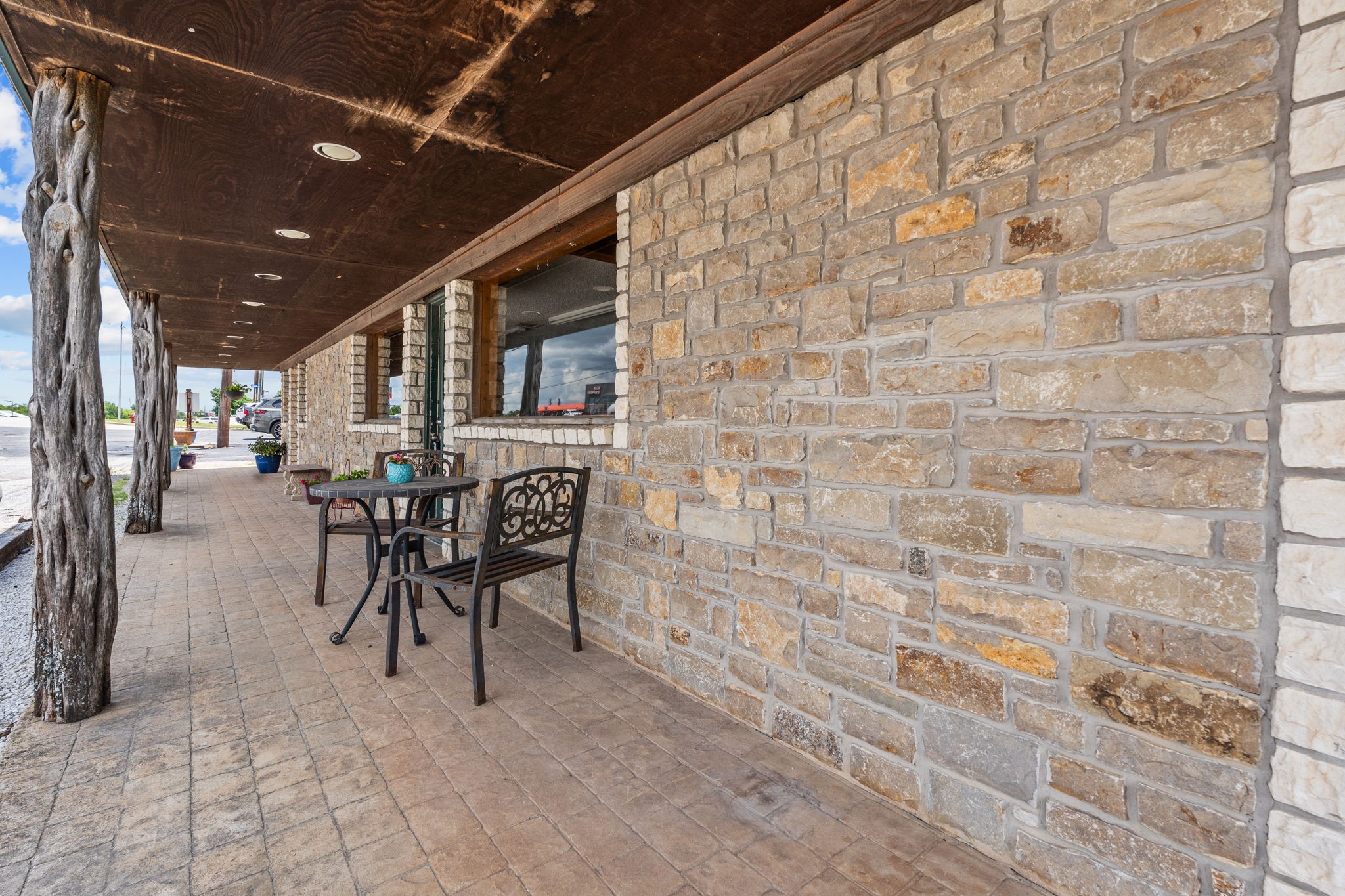 1220 Fort Worth Highway Weatherford TX 76086